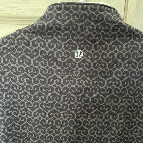Lululemon top - Picture 4 of 6